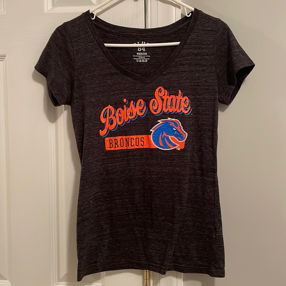 NWOT Boise State/ BSU V neck tee